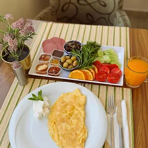 Otel Bachos